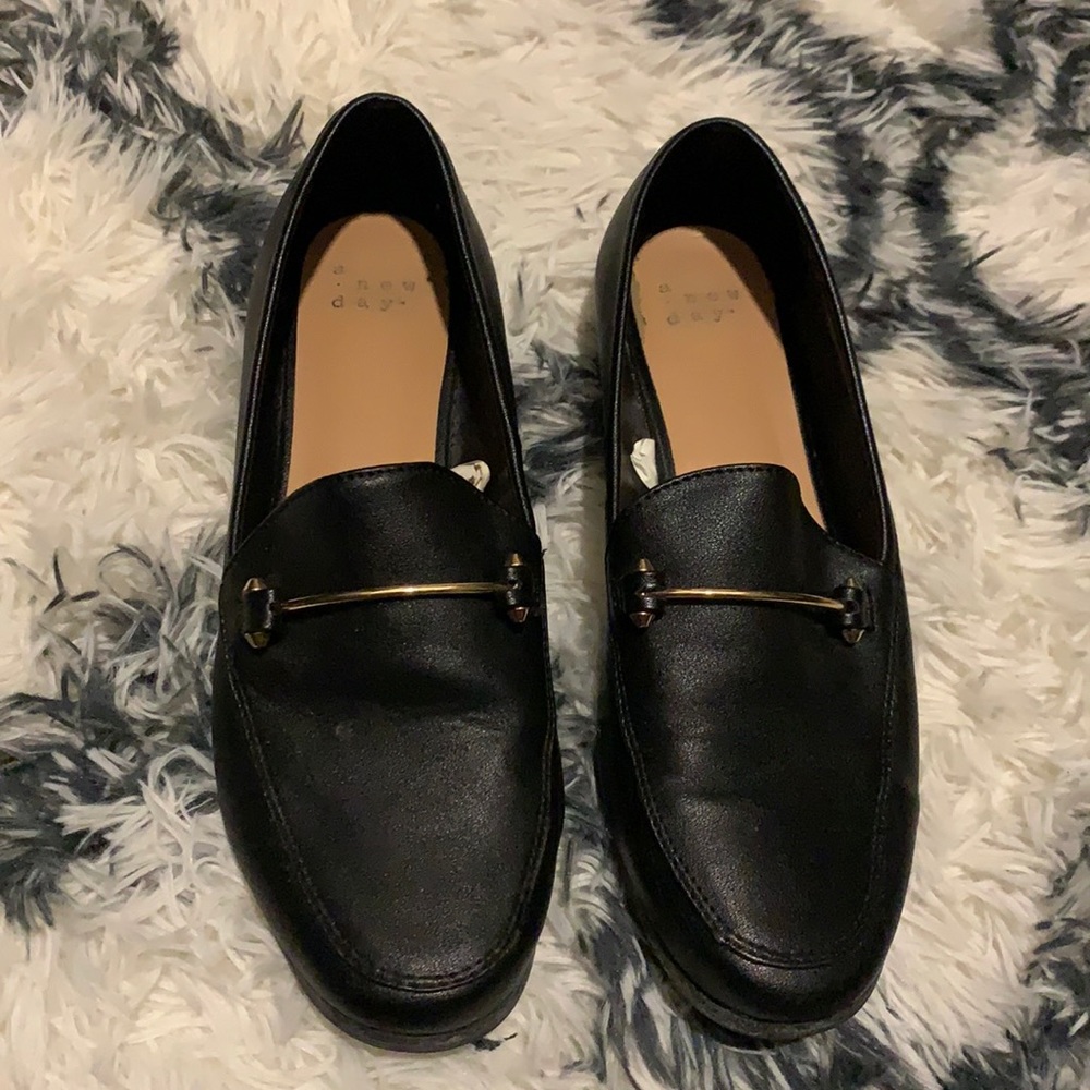Black flats